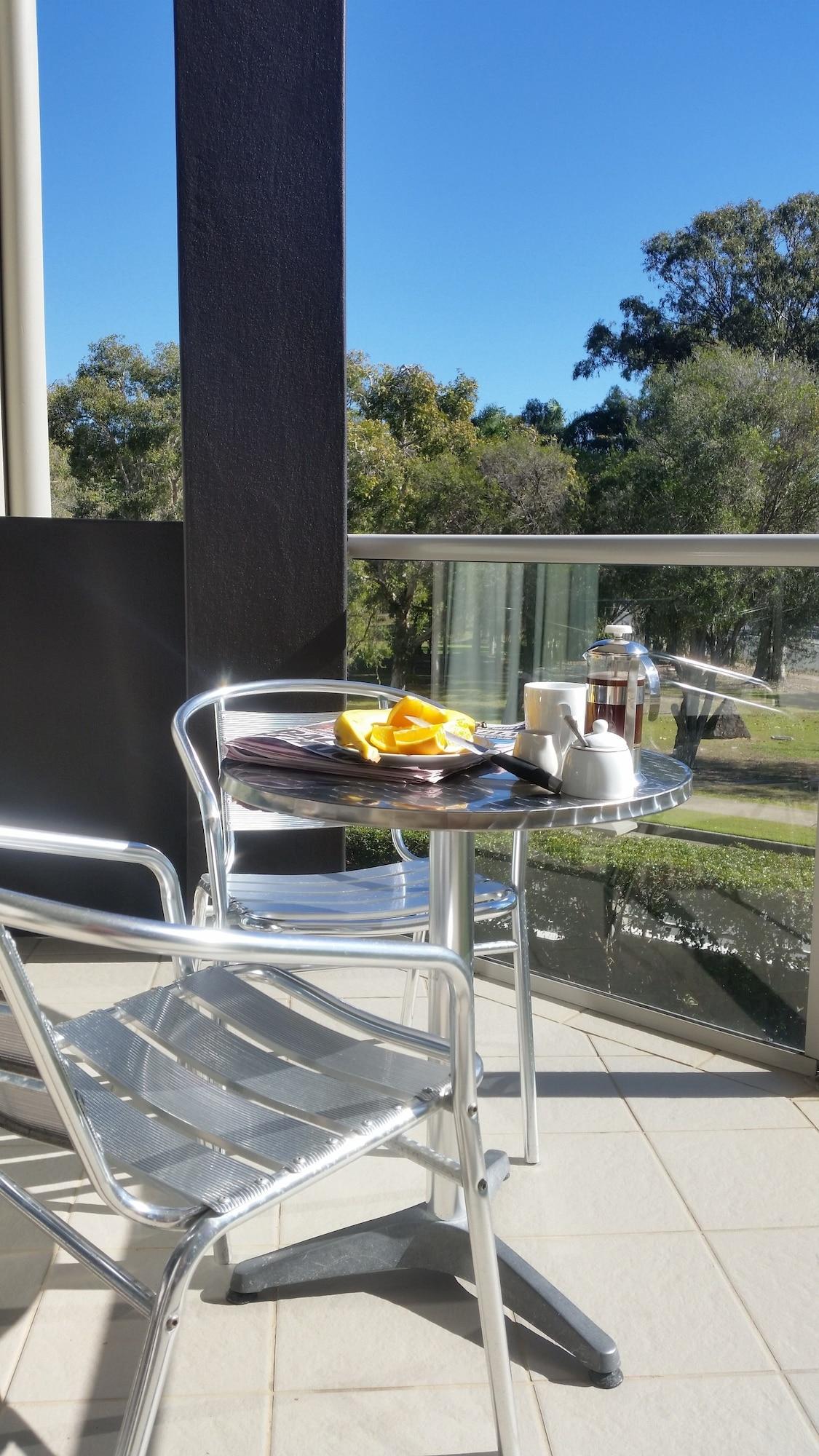 La Vida On Anzac Aparthotel Redcliffe Exterior foto