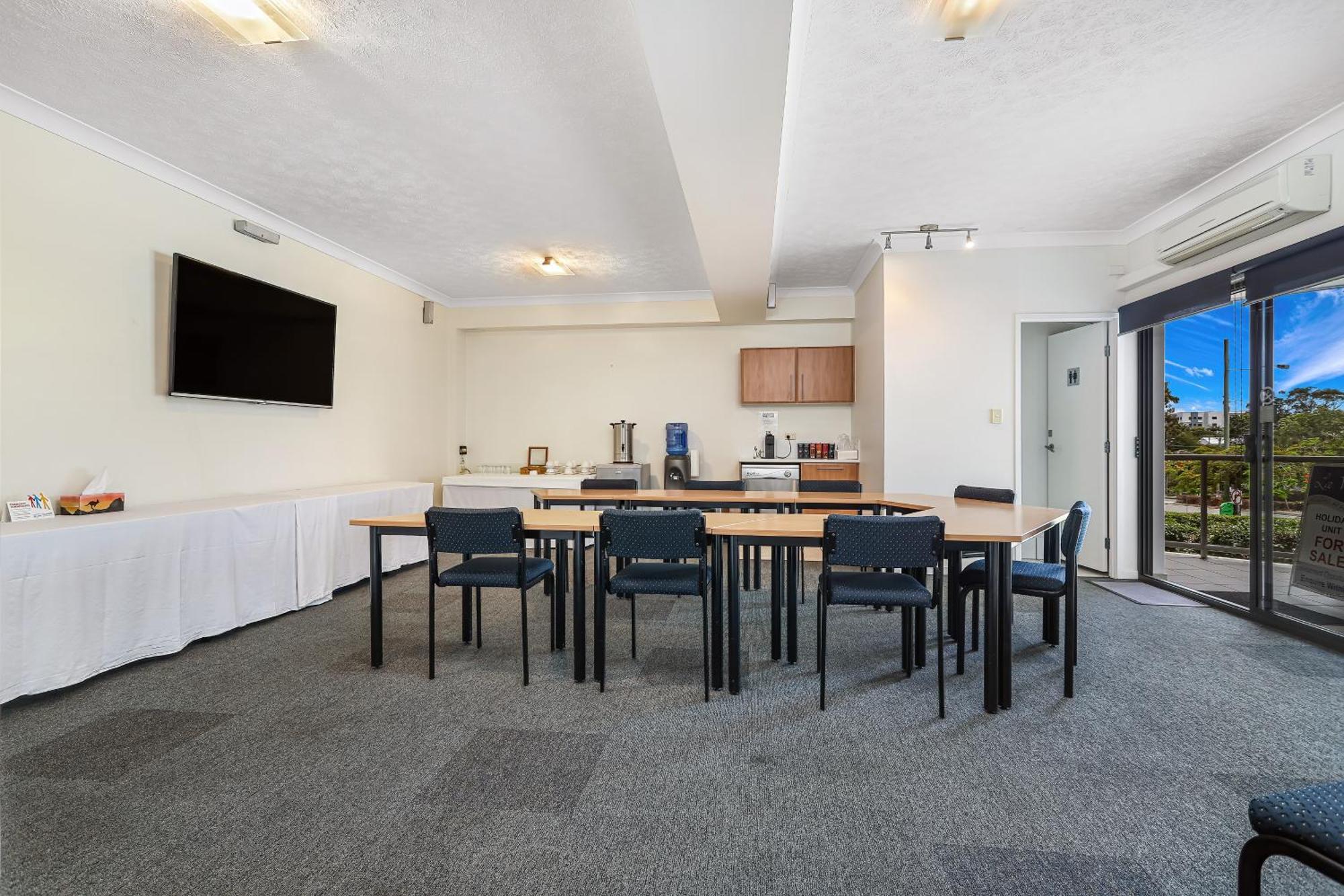 La Vida On Anzac Aparthotel Redcliffe Exterior foto