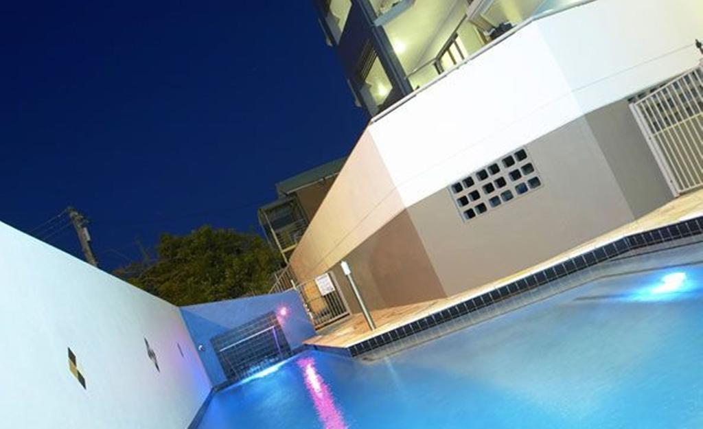 La Vida On Anzac Aparthotel Redcliffe Exterior foto