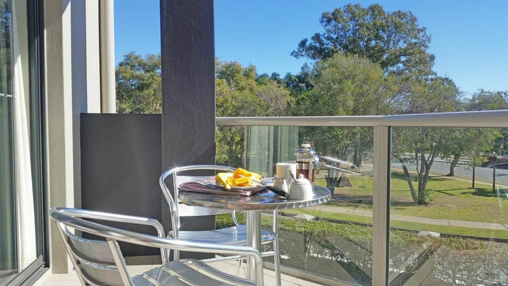 La Vida On Anzac Aparthotel Redcliffe Exterior foto