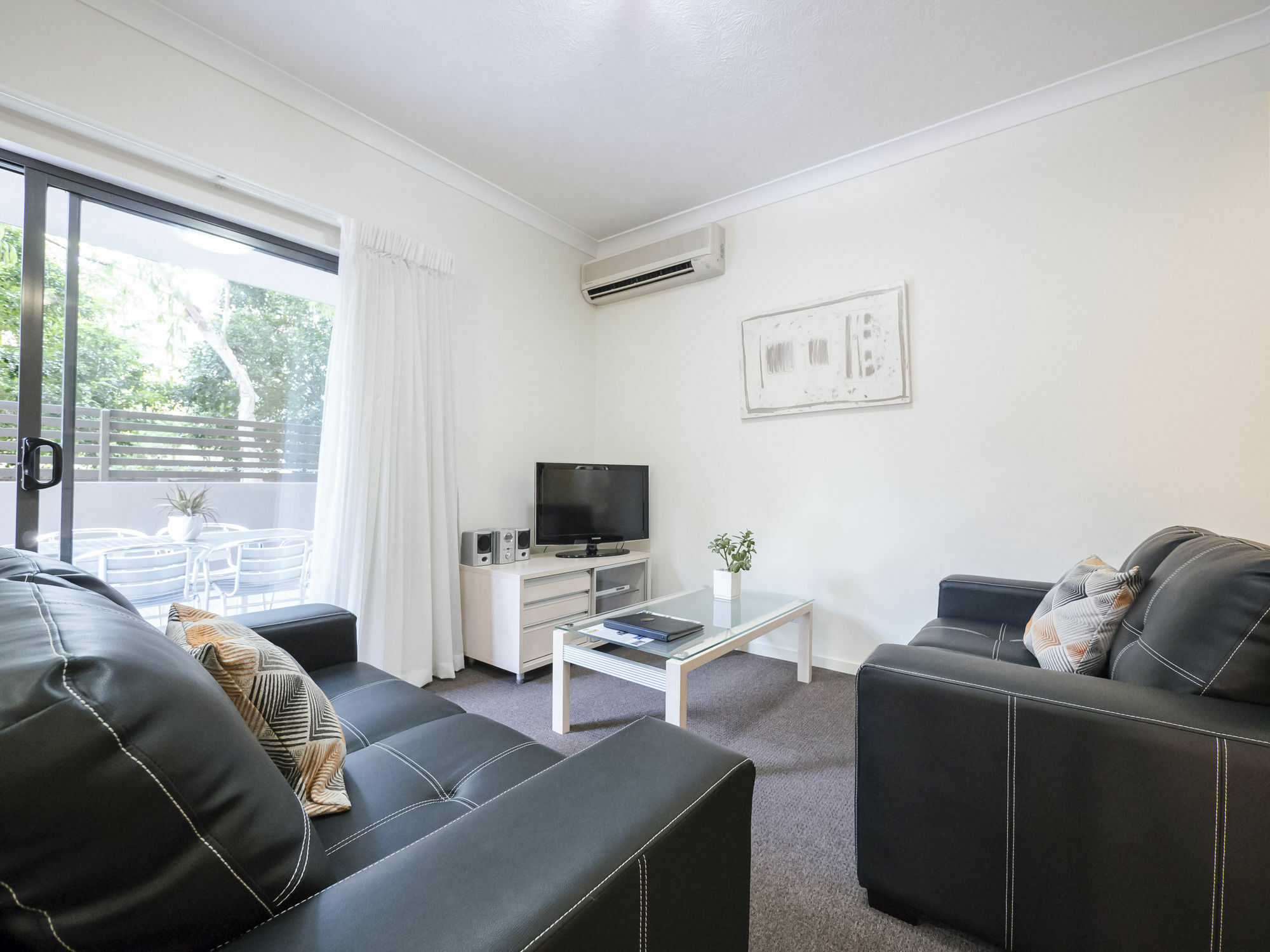 La Vida On Anzac Aparthotel Redcliffe Exterior foto