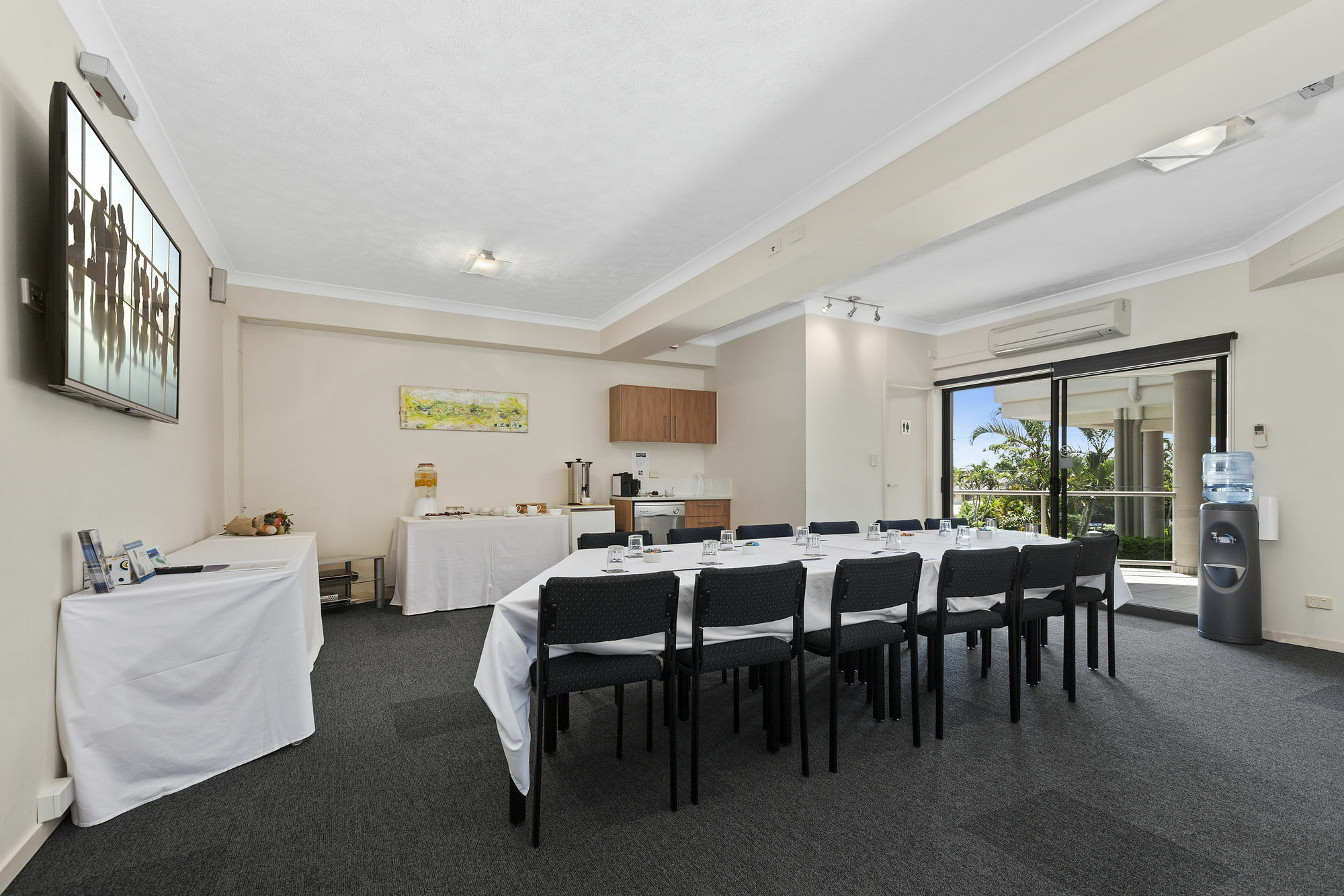 La Vida On Anzac Aparthotel Redcliffe Exterior foto